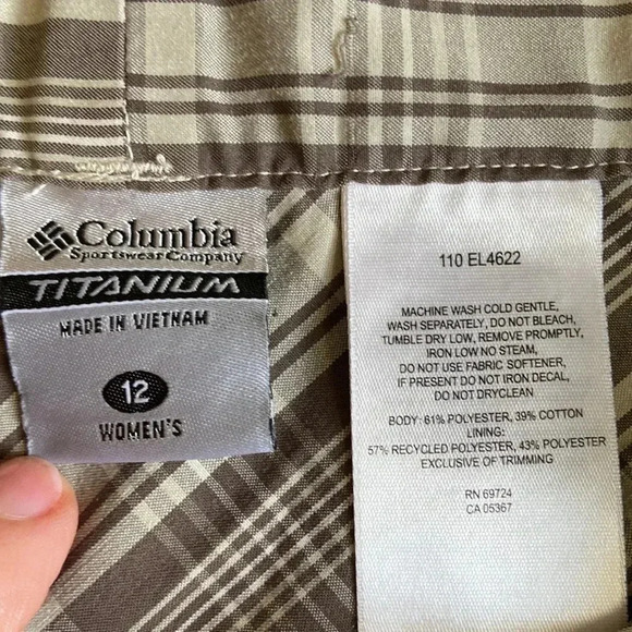 Columbia  | Titanium Shorts - Picture 7 of 8